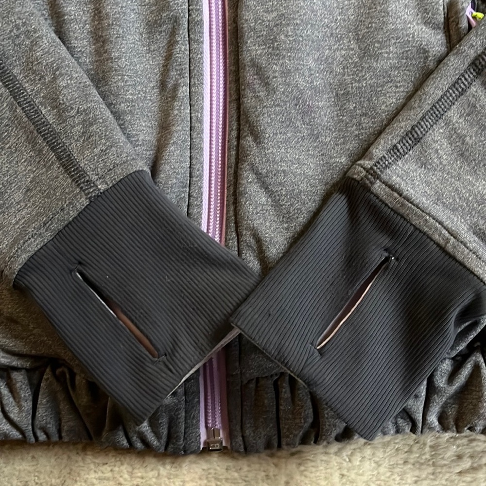 Ivivva Reversible Jacket - Picture 4 of 16